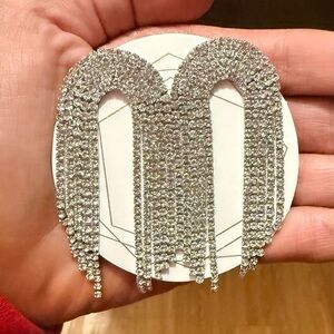 B.B. LILA Arch Fringe Rhinestone Earrings - Silver